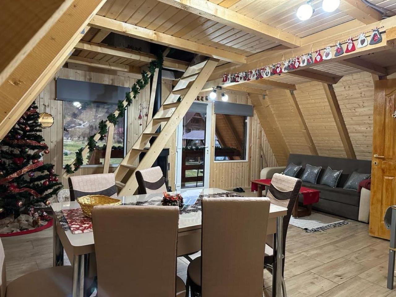 Cabanutze Satic Villa Rucăr Dış mekan fotoğraf